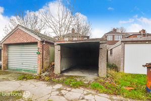 Photo 16- click for photo gallery